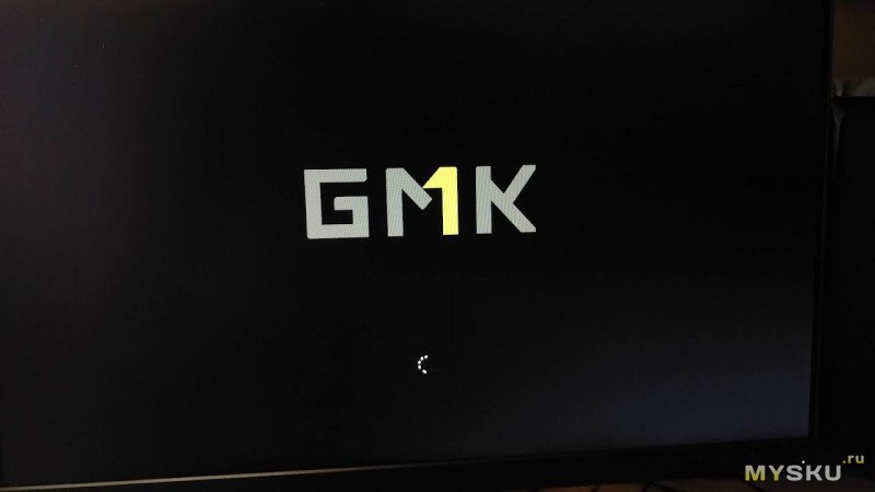 GMK NUCBOX - крошечный компьютер с процессором Intel и ОС Windows 10. Есть ли предел миниатюризации?