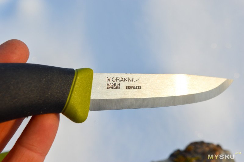 Нож Morakniv companion Spark green лучший нож туриста