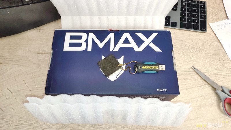 Мини ПК Bmax B2 Plus. Компактный, тихий, холодный.